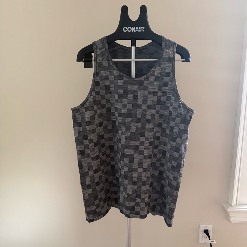 New Lululemon Men's Gray Patterned Tank Top - Sporty Crew